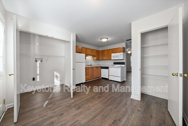 Photo - 3300 Royster Ln