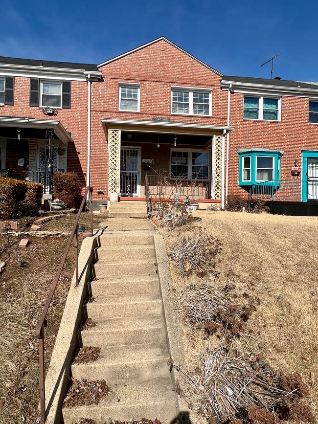 Photo - 1708 Hartsdale Rd