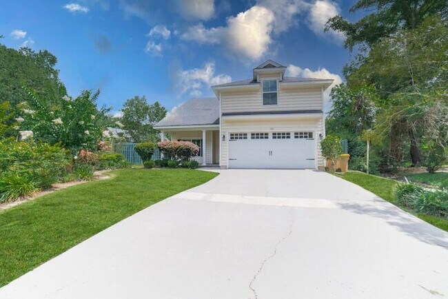 252 Cottonham Ct