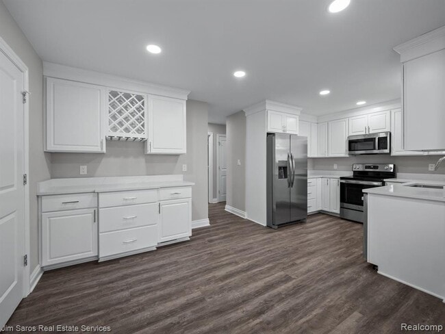 Photo - 895 Harcourt Rd