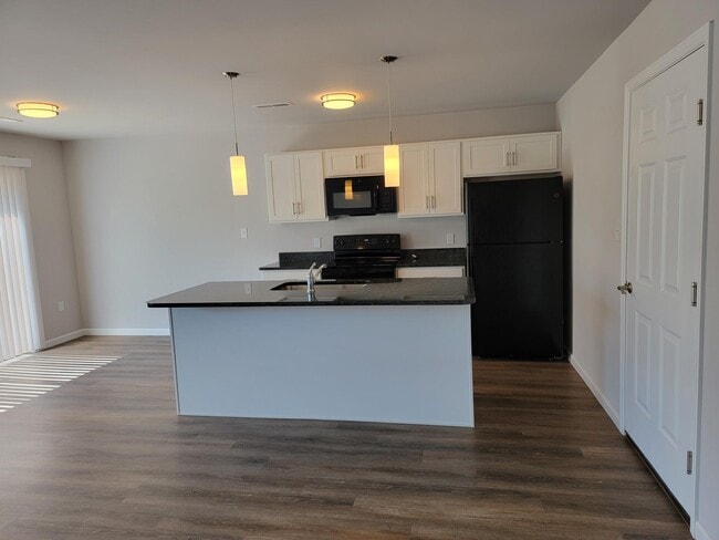 Photo - 3 Cobblestone Ct