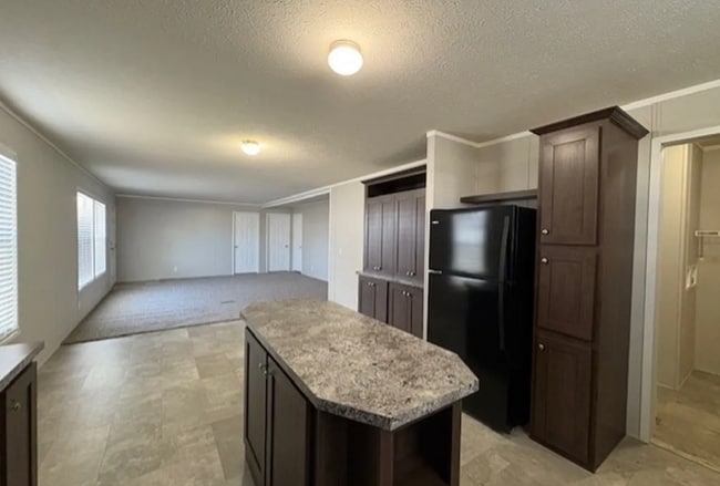 Photo - 105 Nicole Ct