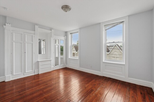 Photo - 1729 W Montgomery Ave Unit 2