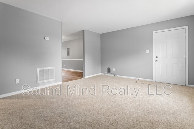 Photo - 1403 Sportsman Trail