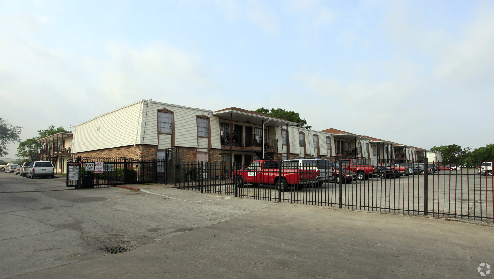 Villa Rosa Apartments - Villa Rosa Apartments