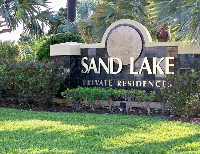 1/1 Second floor condo in Sand Lake - 1/1 Second floor condo in Sand Lake