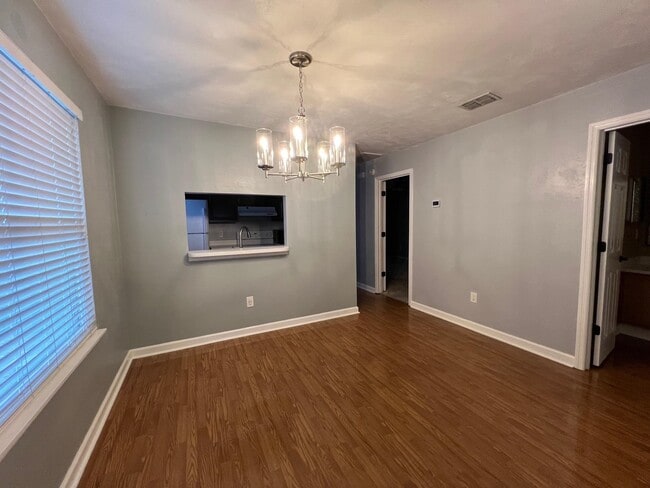 3007 Richview Park Cir W