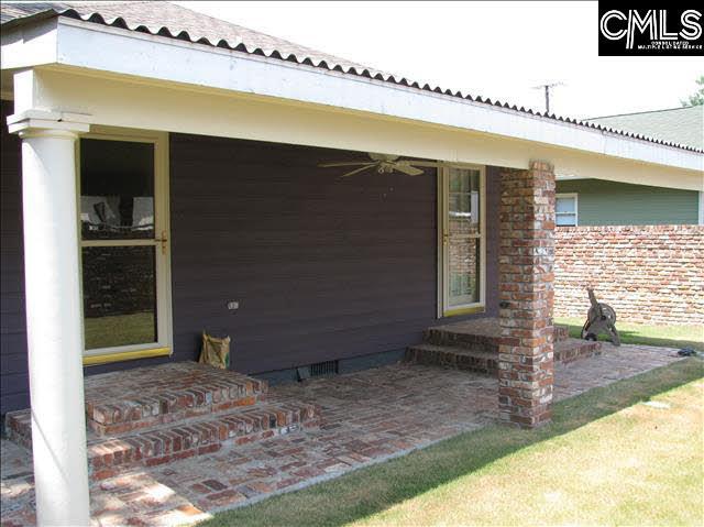 Photo - 700 Chester St