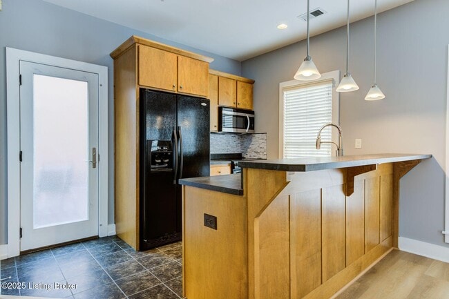Photo - 10606 Norton Commons Blvd Condo