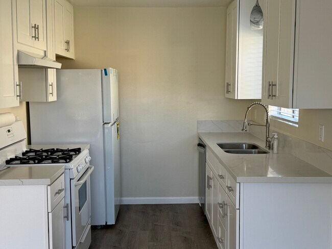 16702 Sims Ln Unit A