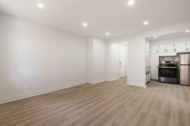 Photo - 6540 Wilderton