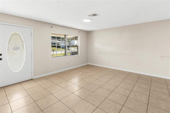 Photo - 2707 Lakewood Ln