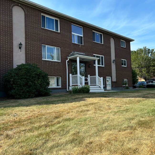 Photo - 586 Boston Post Rd E Unit 6