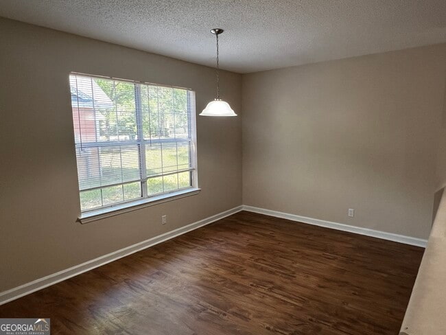 Photo - 105 Baytree Ct