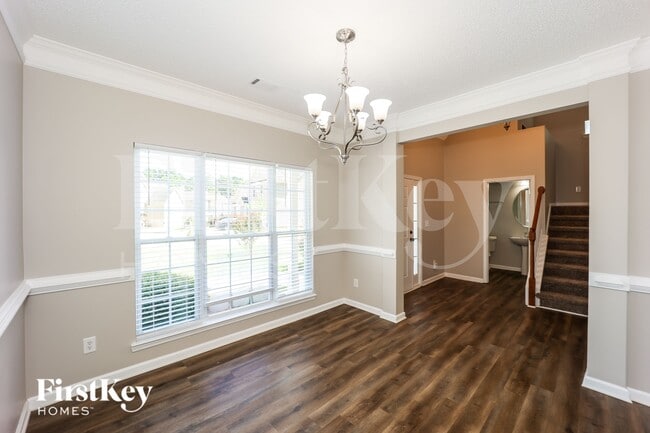 140 Miracle Ln
