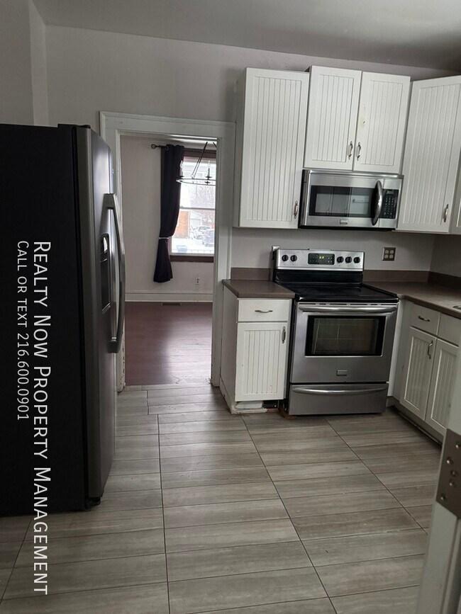 Photo - 9474 Roxbury Rd