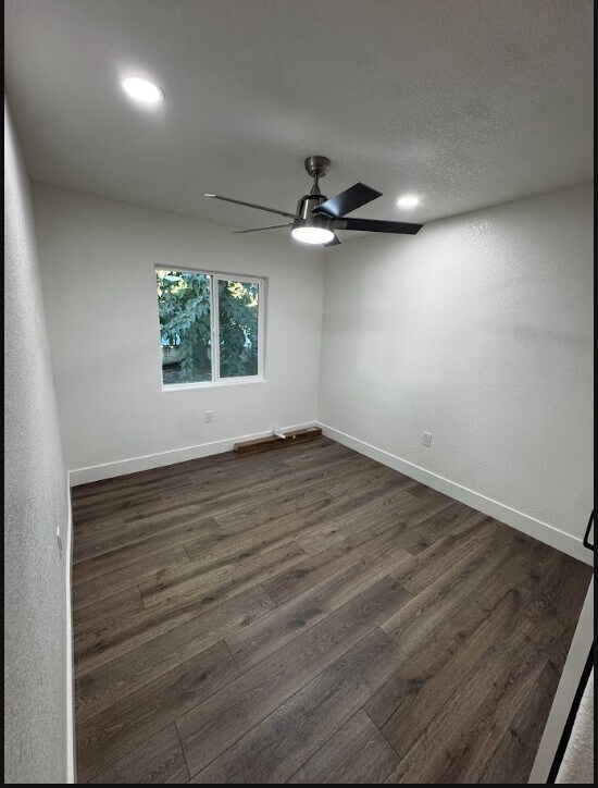Photo - 16 S Plano St