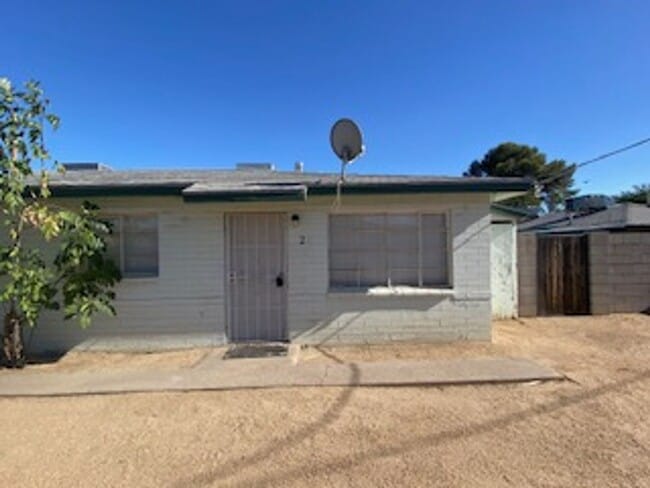 Building Photo - 7532 N 21st Ave Unit 2