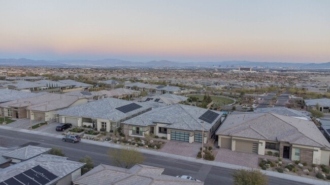 Photo - 756 Bruce Moorland St