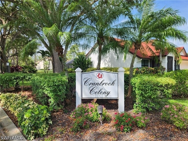 Building Photo - 5928 Cranbrook Way Unit D202