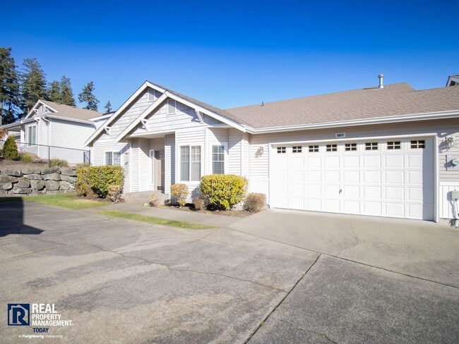 Photo - Beautiful 2-Bedroom Townhome with Vaulted Ceilings & 2-Car Garage!!