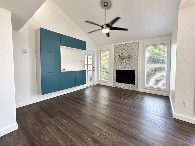 3843 Barrington St Unidad Barrington St - R 266