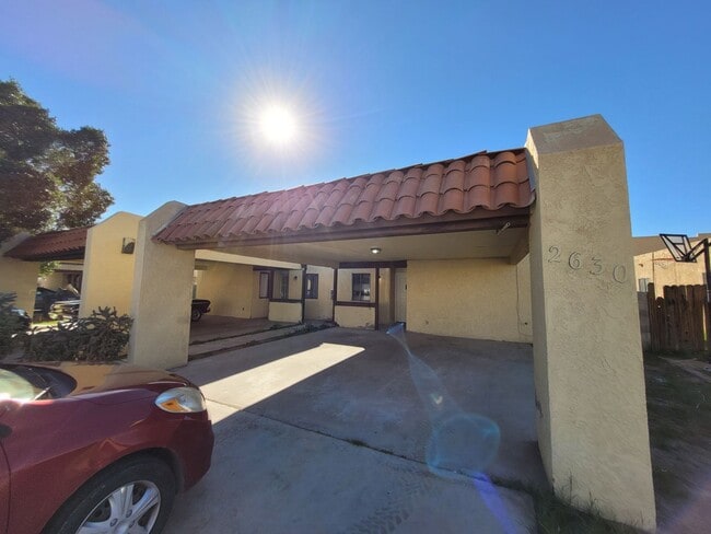 Building Photo - 2630 S Virginia Dr Unit 2630