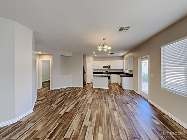 Photo - 6754 Cinnabar Coast Ln