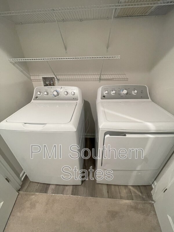 Photo - 231 Lehman Way