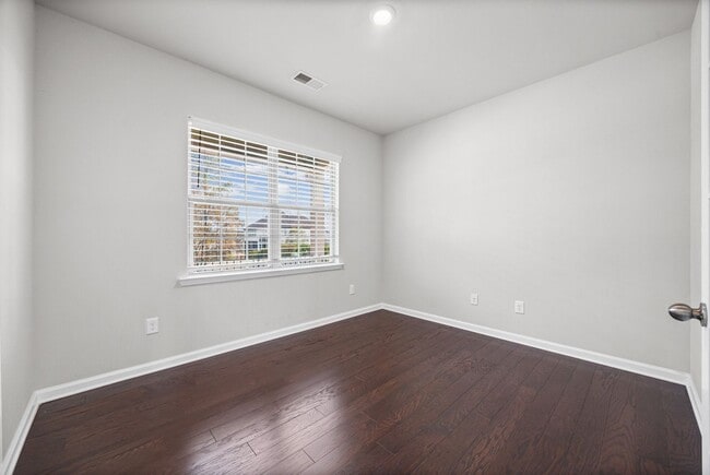 Photo - Beautiful 4-bed 3.5 bath in The Palisades of South Charlotte!