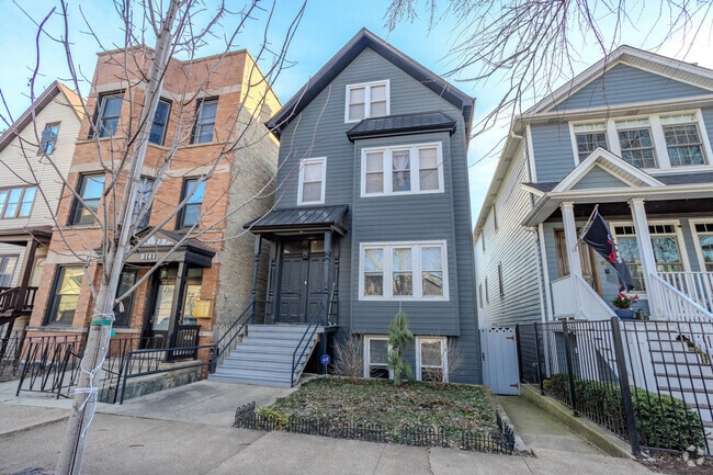 Building Photo - 3139 N Oakley Ave Unit 2 Rental