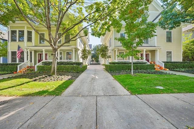 Building Photo - 2608 Thomas Ave Unit 8