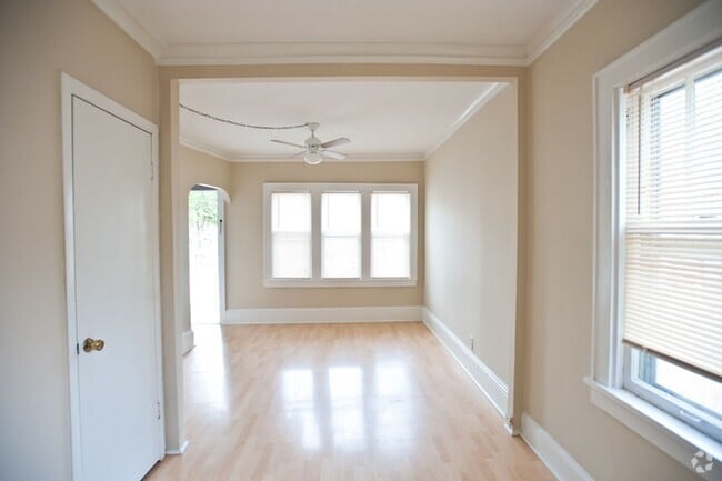 Building Photo - 1020 E Center St Unit 1020 Rental