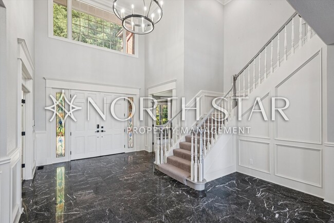 Photo - Pete’s Mountain Estate with Mountain Views