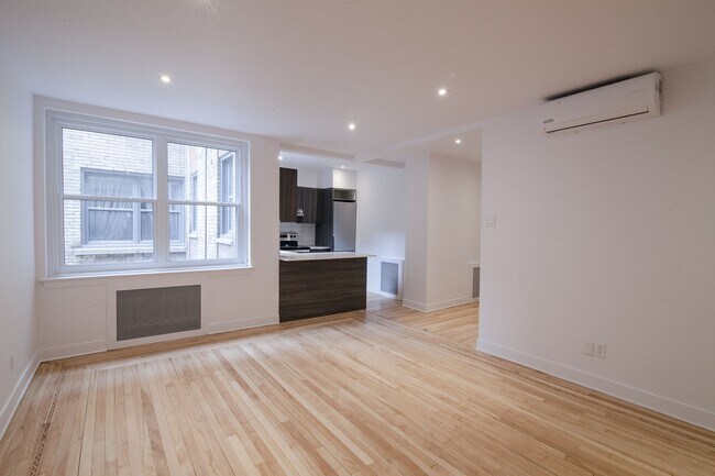 Photo - 2105 Rue Chomedey Unit 17