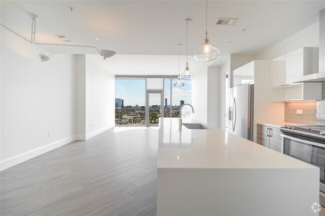 Building Photo - 3333 Lake St Unit 19B Rental