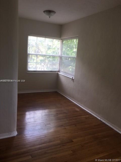 Photo - 1002 SW 37th Ave Unit 3