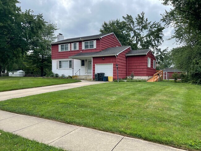 Photo - 19 Rockland Rd House