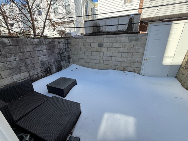 Photo - 1721 Mifflin St Unit 1