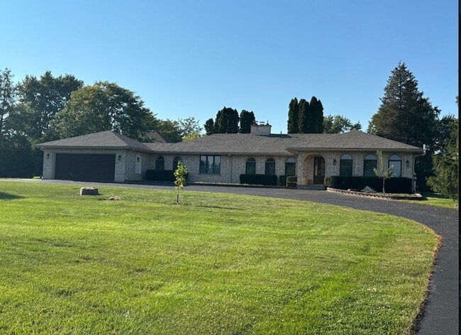 Building Photo - 406 S Lauder Ln Rental