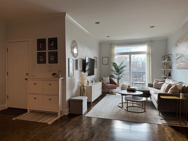 Photo - 1319 N Bosworth Ave