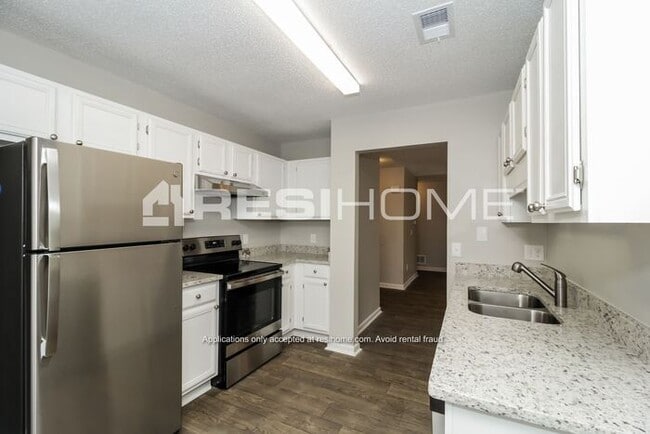 Photo - 3501 Baroney Ln SW