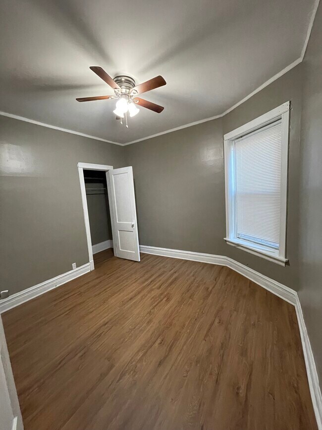 Photo - 6117 S Vernon Ave Apartments Unit 1