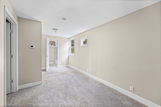 Photo - 908 N 13th St Unit 1