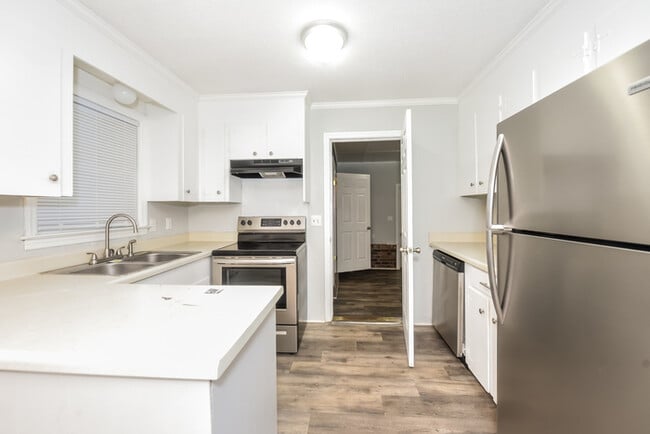 Photo - 7307 Patricia Dr