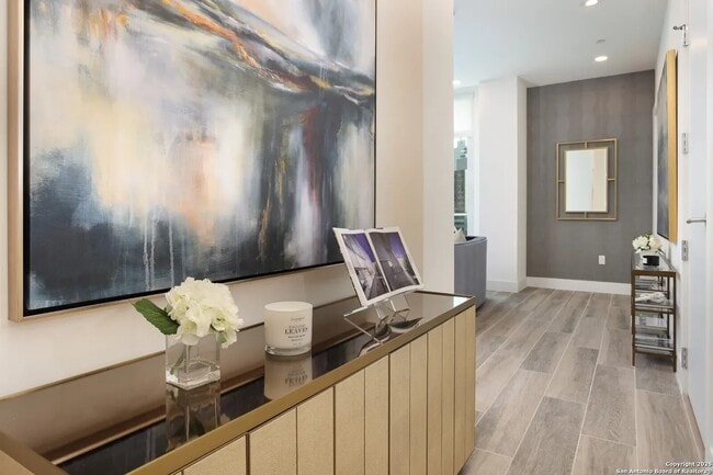 Photo - 123 Lexington Ave Unit 1210