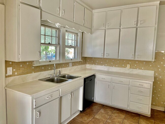 Photo - 1861 11th Ave Unit Main Level