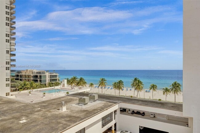 Building Photo - 2401 S Ocean Dr Unit 701