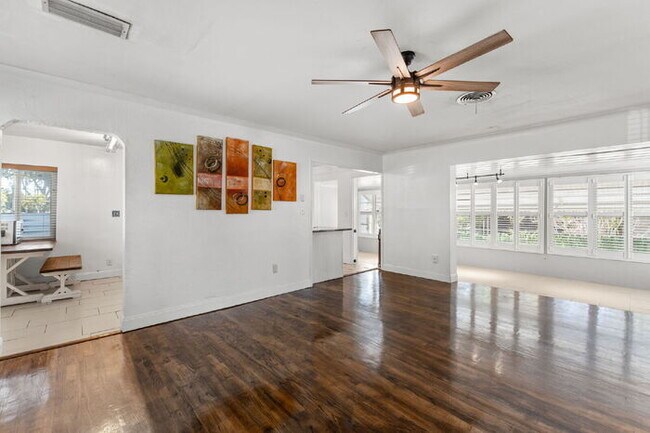 Photo - "Charming 3-Bed, 2-Bath Oasis in the Heart... House