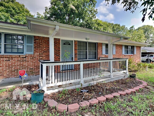 Building Photo - 1355 Irwin Bridge Rd NW